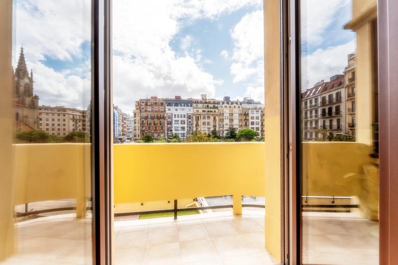 Foto 1c10eec0-9c3a-4e1c-bf91-20f67e74d1e7. Rent flat in gran vía 8 in Gros Donostia - San Sebastián