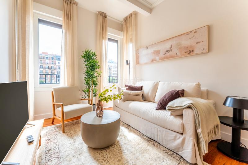 Foto 6401bace-991d-404c-98ef-6a6e0b0e25b0. Rent flat in gran vía 8 in Gros Donostia - San Sebastián