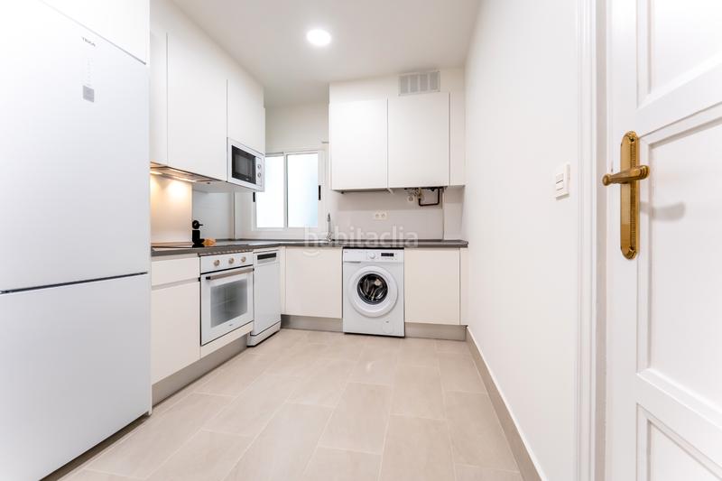 Foto 068325d0-be92-4de6-a3e3-f9abffc25bc3. Alquiler piso en gran vía 10 en Gros Donostia - San Sebastián