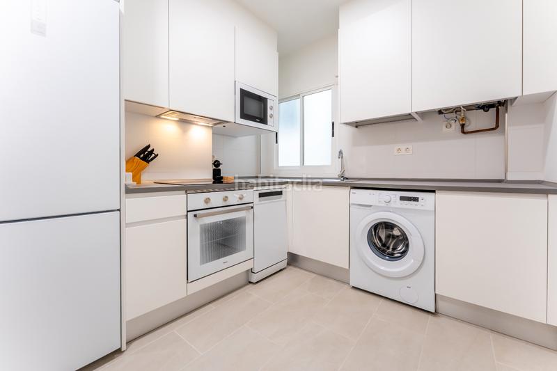 Foto 98d97fbc-265e-48ac-9c2d-0a162c0ffe46. Alquiler piso en gran vía 10 en Gros Donostia - San Sebastián