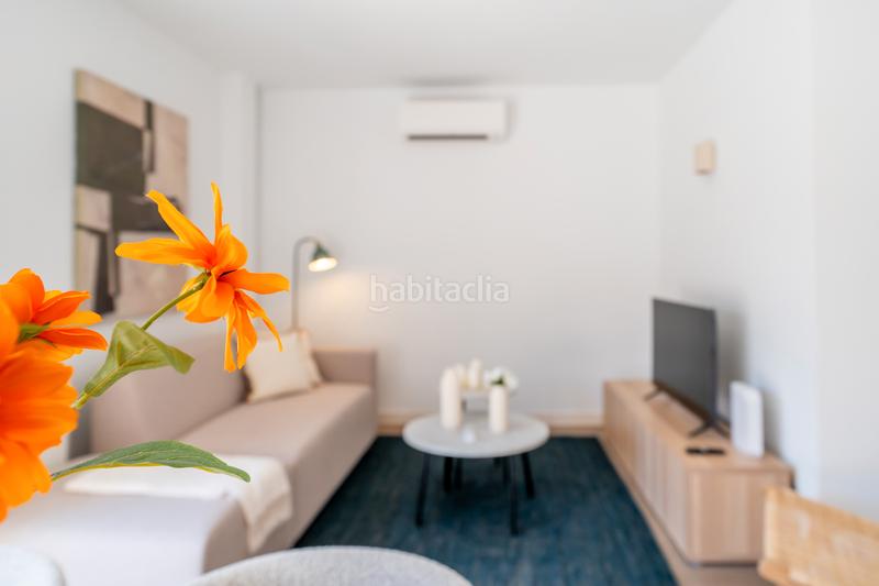 Foto 3a58557f-f630-43fb-bed6-524cb944a020. Miete dachwohnung in calle de isabel clara eugenia 43 in Madrid