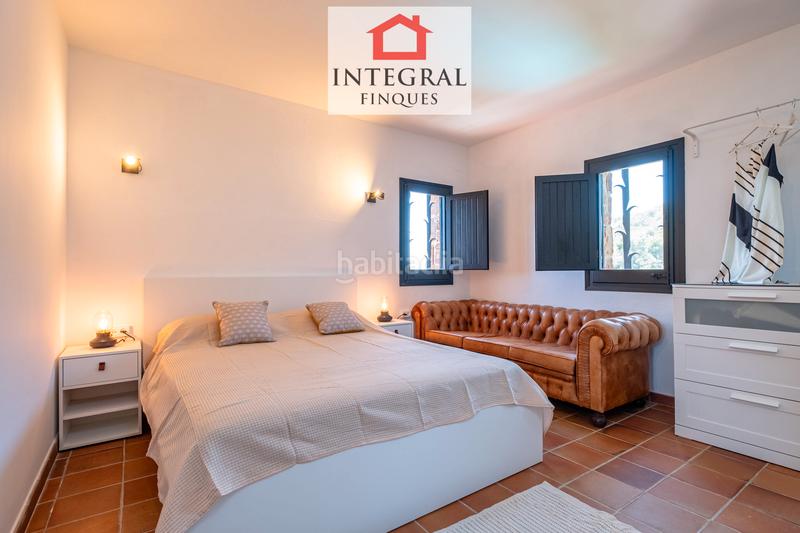 Foto b8a3e430-3ba3-4e12-9d59-465e942e78bc. Chalet gran casa a vall-lobrega en Vall-llobrega