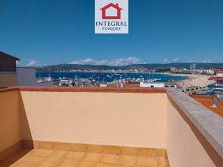 Pis a El Pedró. Terraza con vista mar y parking