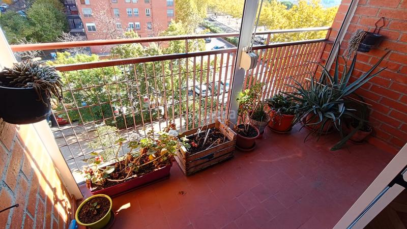 Foto 7fdcb5d4-921d-44e0-8357-48d5106cfddf. Piso  en venta en calle santa cruz de retamar, Palomeras Sureste en Madrid