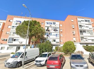 Pis a Avenida de Palomeras