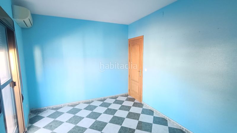 Foto 0937e159-c111-43d5-bb09-d7bbf358dc07. Casa amb calefacció aparcament a Cañamero