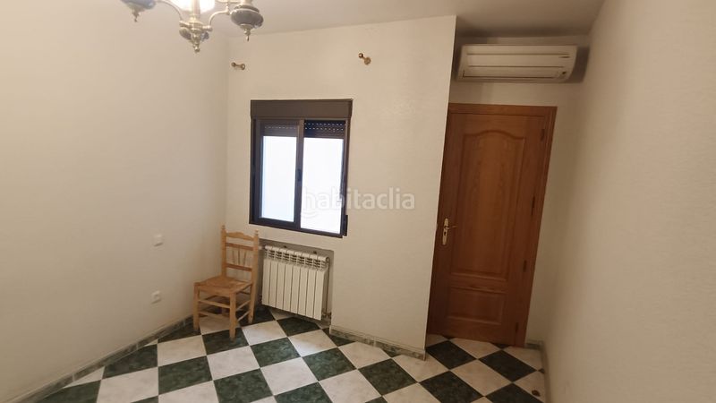 Foto 44f8d1f4-be26-4216-98fd-e14205d9c5c5. Casa amb calefacció aparcament a Cañamero