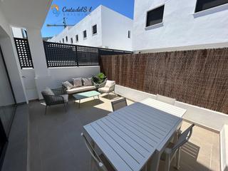 Maison jumelée à Capellanía - Retamar. Adosado en venta en santa clara, 5 dormitorios.