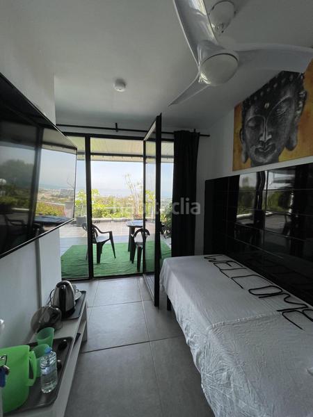 Foto 4679b697-39c4-4afa-90e9-d5b7e9e1f340. Chalet avec chauffage dans Loma de los Riscos Torremolinos