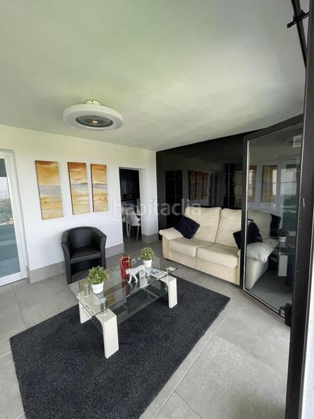 Foto f465a042-939f-4c5a-ae38-9c6841e243be. Chalet avec chauffage dans Loma de los Riscos Torremolinos