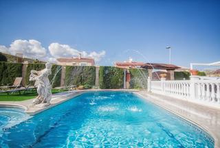 Xalet  De  la riviera. Villa indep. en venta en los alamos, 4 dormitorios.
