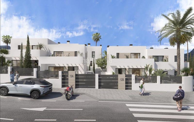 Foto 8becf808-cb11-437a-9582-388addd25455. Chalet pareado en venta en santa clara, 4 dormitorios. en Alhaurín de la Torre