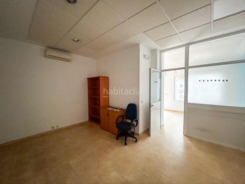 Foto f263fb55-4278-4683-b292-dee75bdb872d. Local comercial a Centro Alhaurín el Grande