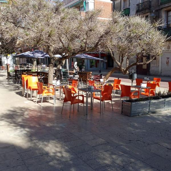 Foto 28a9e126-244e-407b-a8d3-b61050d37cef. Alquiler local comercial traspaso de heladería en pleno centro en Gavà