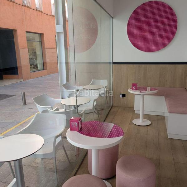 Foto fea053f5-aa3a-488d-8ea2-4a5276d535aa. Alquiler local comercial en Centre Reus