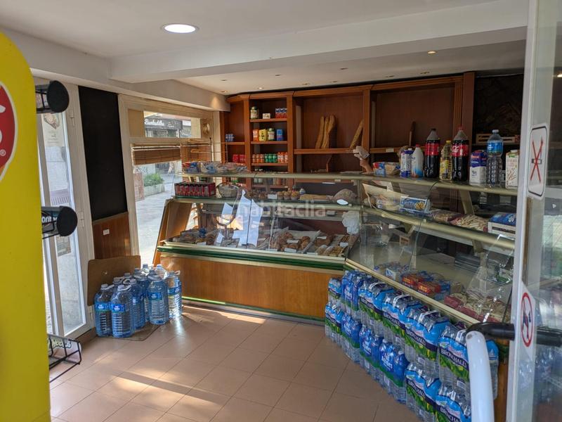 Foto 8b49804a-cb53-4f4e-9e0b-7f3842e6a548. Alquiler local comercial se traspasa panaderíacafetería en pleno centro platja en Castelldefels
