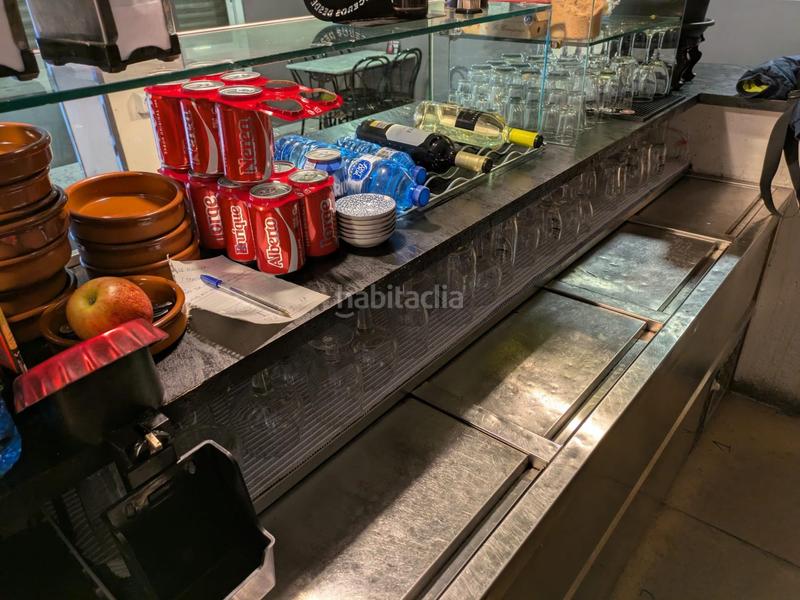 Foto 72fbfdd5-a6e6-437d-94e9-cbedccc9413a. Alquiler local comercial ocasión única!! se traspasa bar en Deltebre