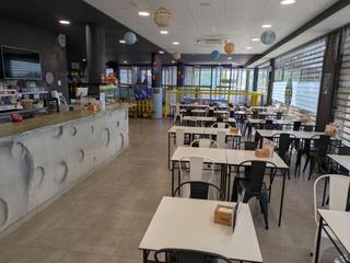 Lloguer Local Comercial a Tordera. Se traspasa bar restaurante con gran superficie en tordera