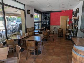 Traspàs Local Comercial a Abrera. Se traspasa excelente bar cafetería en el centro de abrera