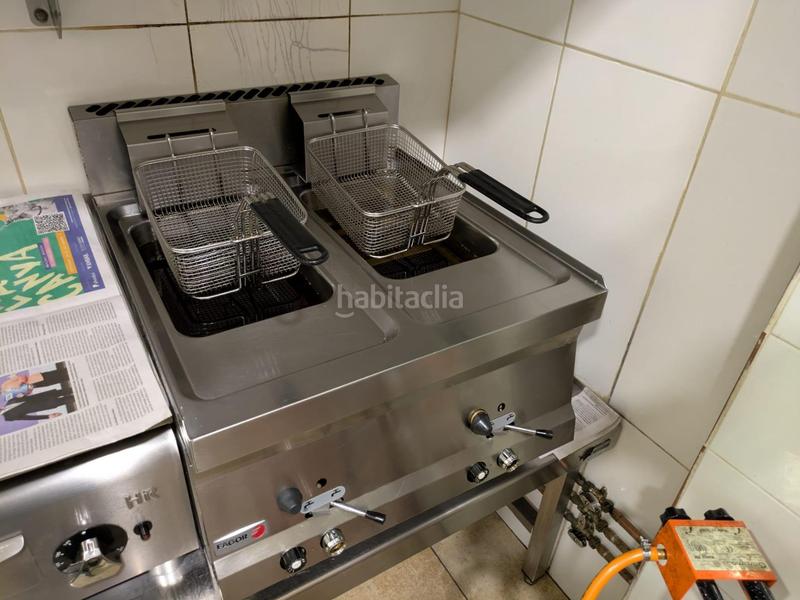 Foto d2e95c3c-bda6-4094-8ec6-23b4de4b146d. Alquiler local comercial se traspasa bar restaurante emblemático en el centro en Sant Carles de la Ràpita