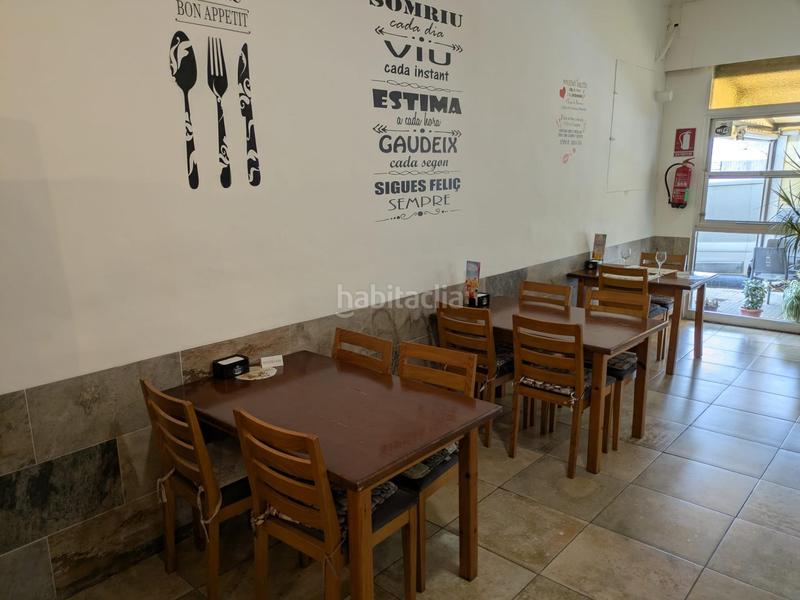 Foto e7b3ca07-39d1-48f4-9afa-4c216d784115. Alquiler local comercial se traspasa bar restaurante emblemático en el centro en Sant Carles de la Ràpita