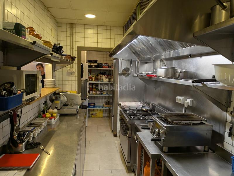 Foto 22068e33-bc15-4955-a360-e68d9b6b4e5d. Alquiler local comercial se traspasa restaurante a estrenar en Vilanova i la Geltrú
