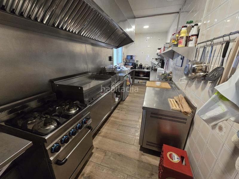 Foto dfb70371-92a4-4971-bb71-7929e667c763. Alquiler local comercial bar restaurante en traspaso en Sabadell