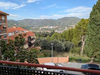Location Maison jumelée à Nucli Urbà. Alquiler casa en esparraguera