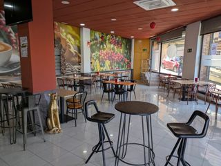 Transfer Business premise in Font dels Capellans - Sagrada Familia. Traspaso gran barrestaurante en el centro de manresa