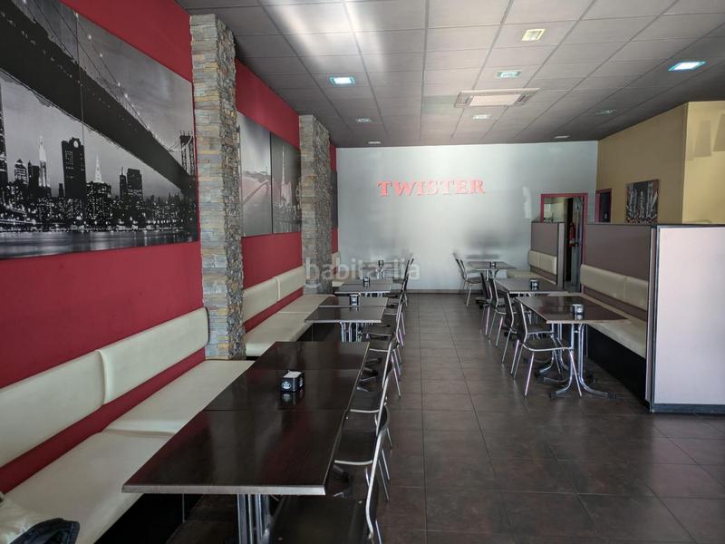 Foto 22985a1d-b41c-4ef3-b1d0-25f988b1ae4b. Alquiler local comercial oportunidad! cafeteríarestaurante completamente equipada en Mataró