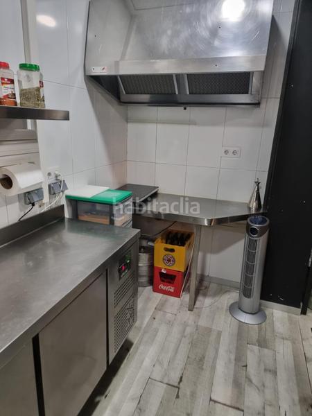 Foto c4c8570a-a7b3-449c-8dd3-3482cd3a0a31. Alquiler local comercial traspaso de bar de tapas en el corazón ! en Tarragona