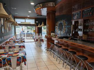 Lloguer Local Comercial a Centre. Traspaso de barrestaurante en el centro de sant pere de ribes