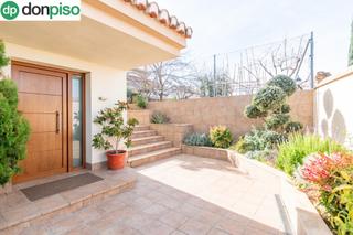 Chalet  Calle del cerro gordo. Descubre el hogar de tus sueos en este espectacular chalet inde