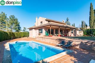 Casa  Tramontana(c.del aire i). Villa  cortijo del aire