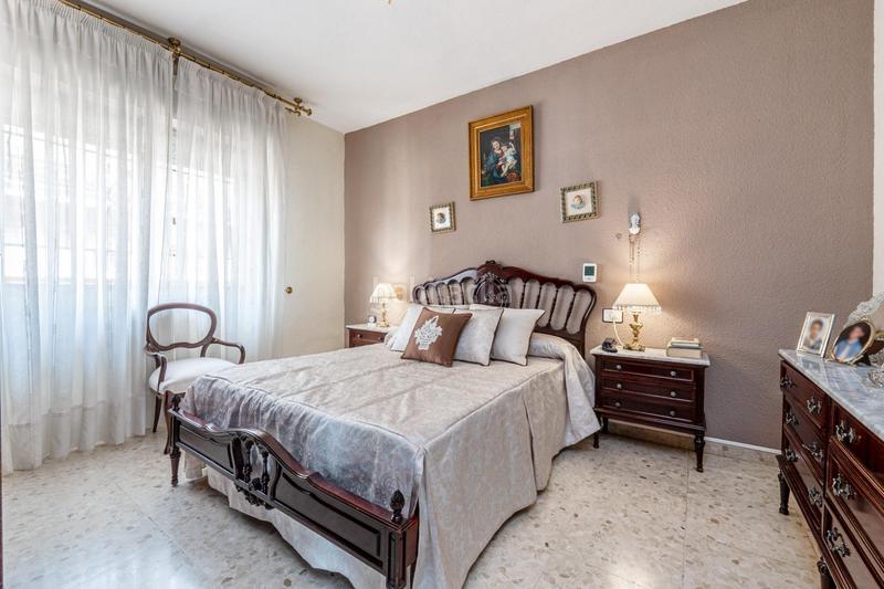 Foto 08ef7020-f30e-4c11-8cb8-6240c9c89301. Appartement avec chauffage parking dans Centro - Sagrario Granada