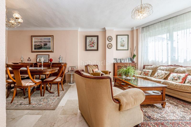 Foto b55e2c8d-90f6-4ee9-b4d3-f3be2dc42e7b. Appartement avec chauffage parking dans Centro - Sagrario Granada