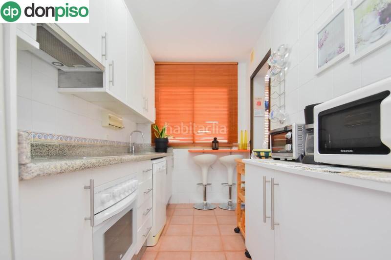 Foto 543908fa-2f7b-4ab1-9662-37bf4e2b8b2b. Etagenwohnung mit parking pool in Salobreña costa Salobreña