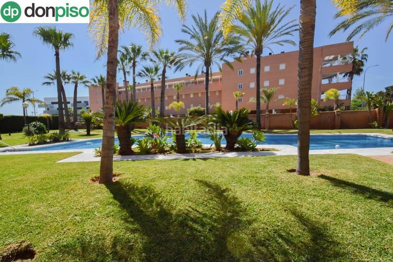 Foto ae608014-aecb-4fed-bae2-f29710ac53a3. Etagenwohnung mit parking pool in Salobreña costa Salobreña