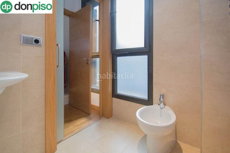 Foto c31439b1-2345-4ec1-be87-fec98b2d3ff7. Piso precioso piso en carrera de la virgen en San Matías - Realejo Granada