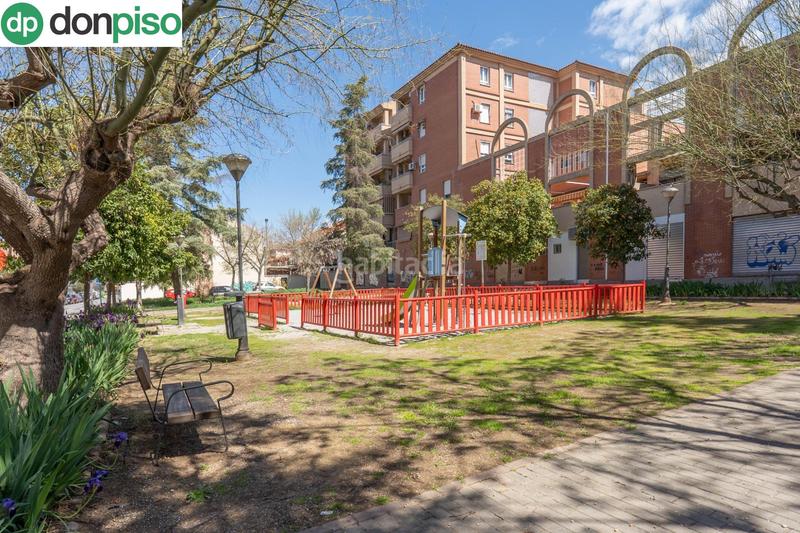 Foto 0ed1cedc-41d9-44cf-bce2-6df5b00bf25a. Piso  en calle antonia mercé en Angustias - Chana - Encina Granada