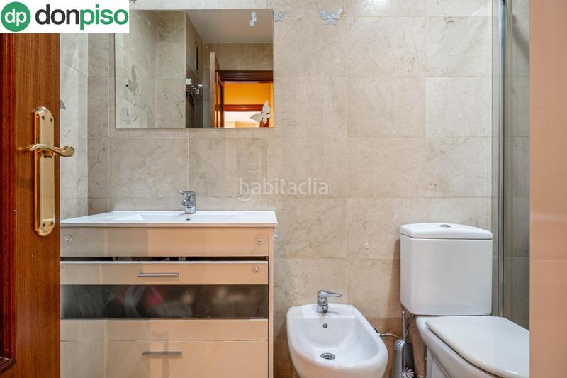 Foto ad268d4e-c66e-4f10-ac1a-d9b27e203c90. Piso  en calle antonia mercé en Angustias - Chana - Encina Granada