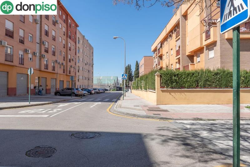 Foto ae0c8567-0d8c-46db-89e9-8958ac05734d. Piso  en calle antonia mercé en Angustias - Chana - Encina Granada