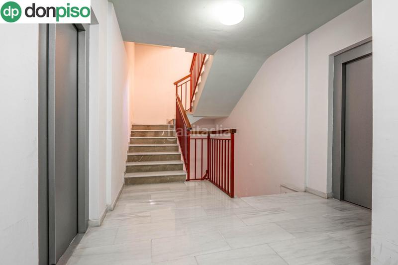 Foto bb0ec3ab-4f54-4eb1-b256-55119f48edaa. Piso  en calle antonia mercé en Angustias - Chana - Encina Granada