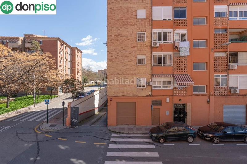 Foto d6c2cbcf-3ce8-4007-8c40-551c84374652. Piso  en calle antonia mercé en Angustias - Chana - Encina Granada