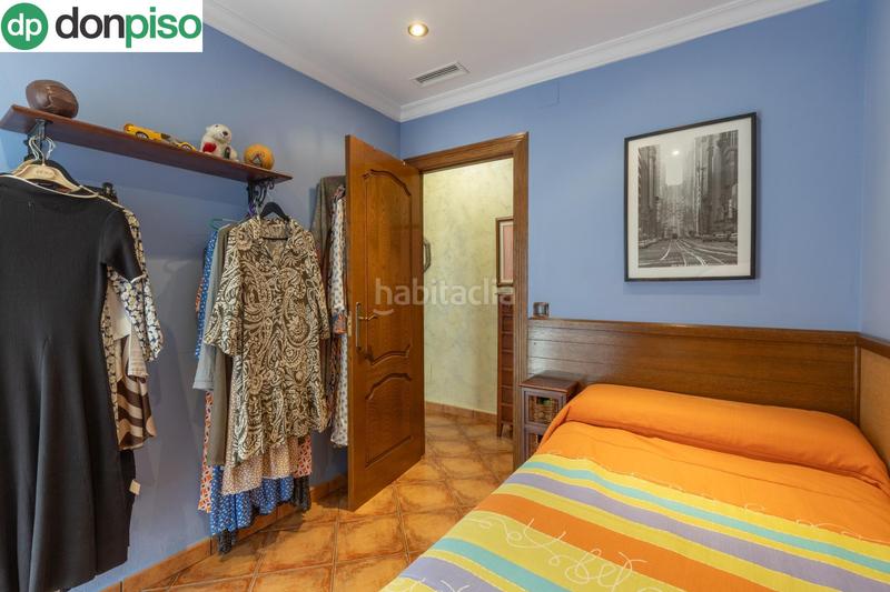 Foto 53d0081a-ed10-47c6-a75d-6f3c1f7e4ca8. Casa amb calefacció aparcament a San Francisco Javier Granada