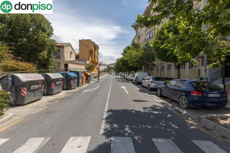 Foto 90dce3fc-008a-4aa3-b9cf-bf0c2e904d8a. Casa amb calefacció aparcament a San Francisco Javier Granada