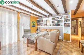 Casa  Calle san fermn. Preciosa casa para entrar a vivir cerca de traumatologa