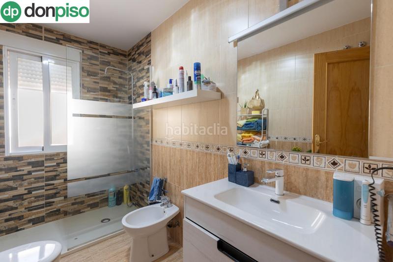 Foto 1106755e-e3b2-4cb0-9ba7-3f7ea220a831. Attico con parcheggio in Residencial Triana - Barrio Alto Gabias (Las)