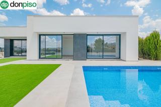 Chalet  Calle río cubillas. Chalet diseño moderno en una planta nueva a estrenar