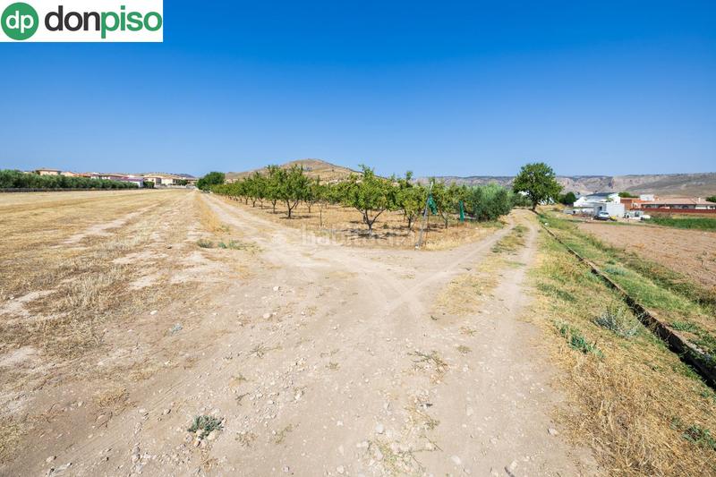 Foto ce53acc2-a526-4899-8430-feb6ff467dcb. Chalet !! fantástica finca de recreo a 20 minutos de granada !! en Darro